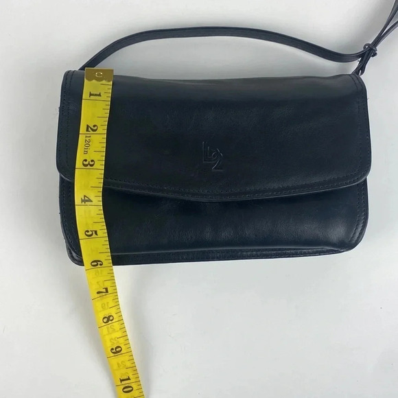 Black Genuine Italian leather cross  body shoulder bag - Picture 14 of 16